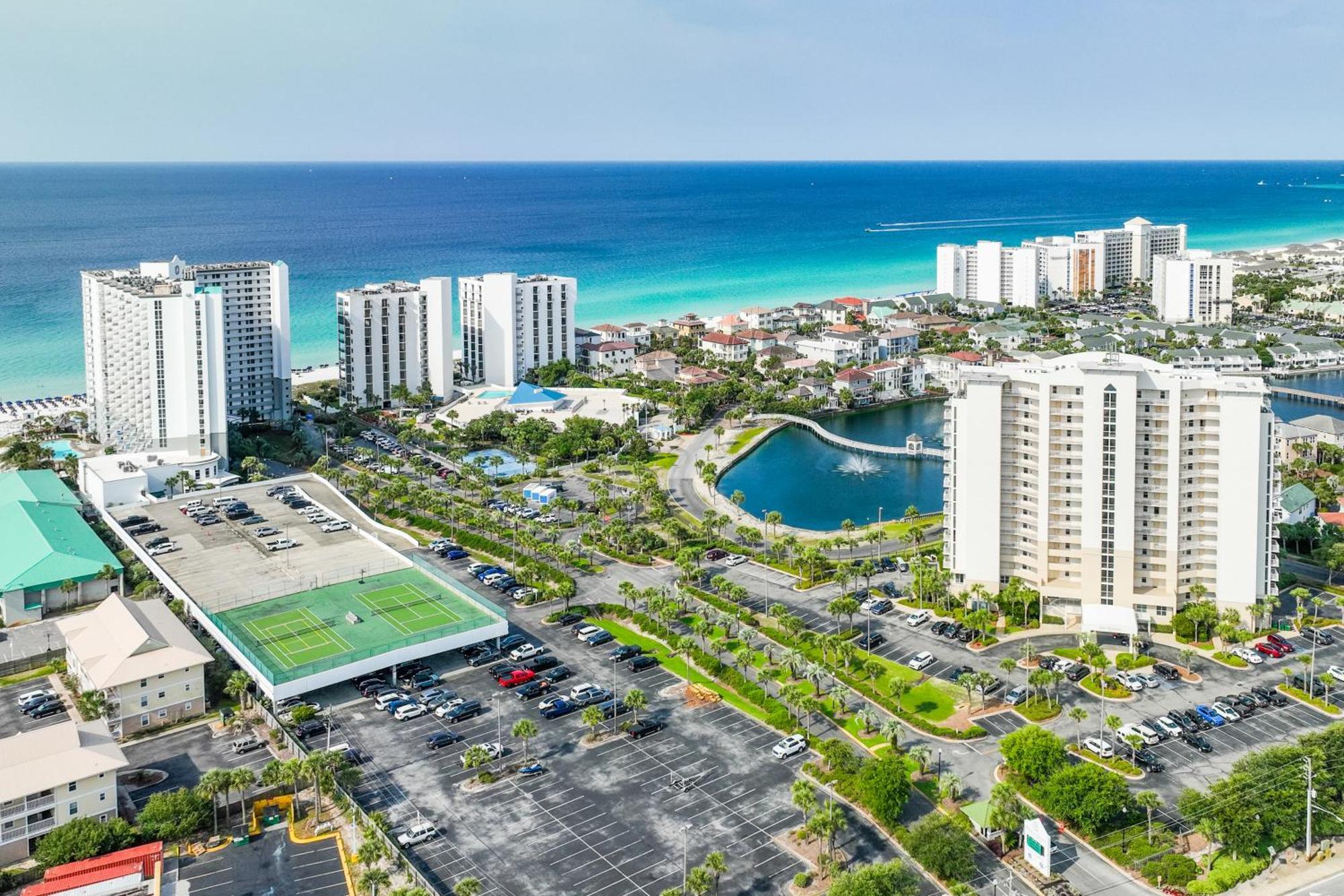 Pelican Beach Resort III Destin Ruang foto