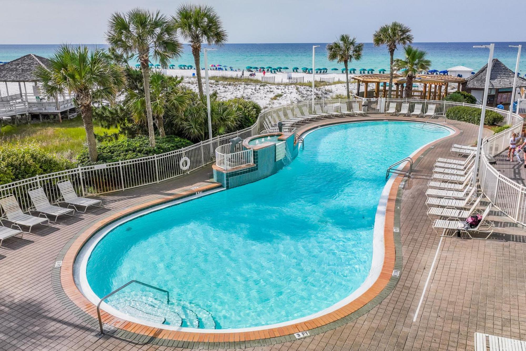 Pelican Beach Resort III Destin Ruang foto