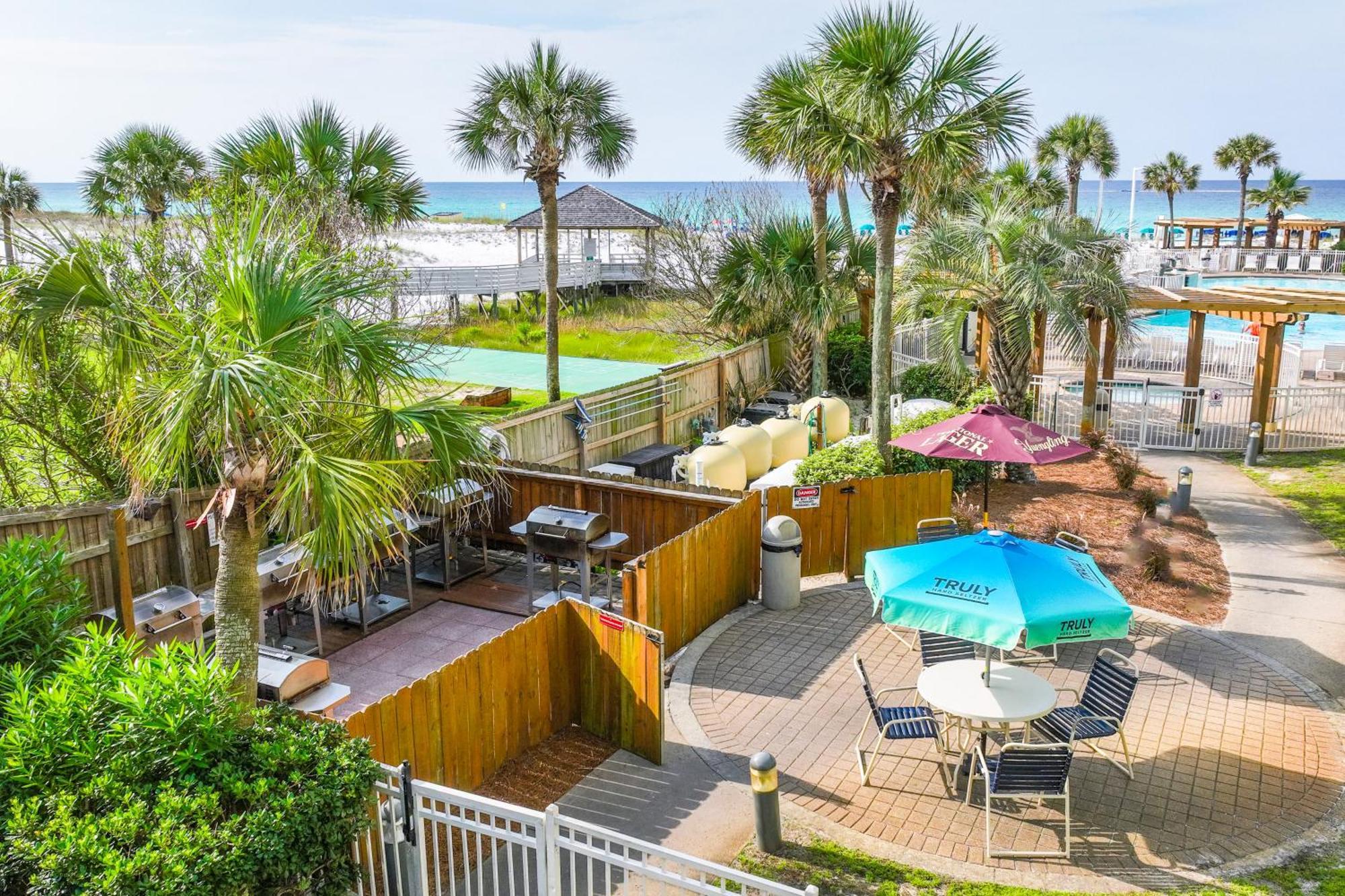 Pelican Beach Resort III Destin Ruang foto