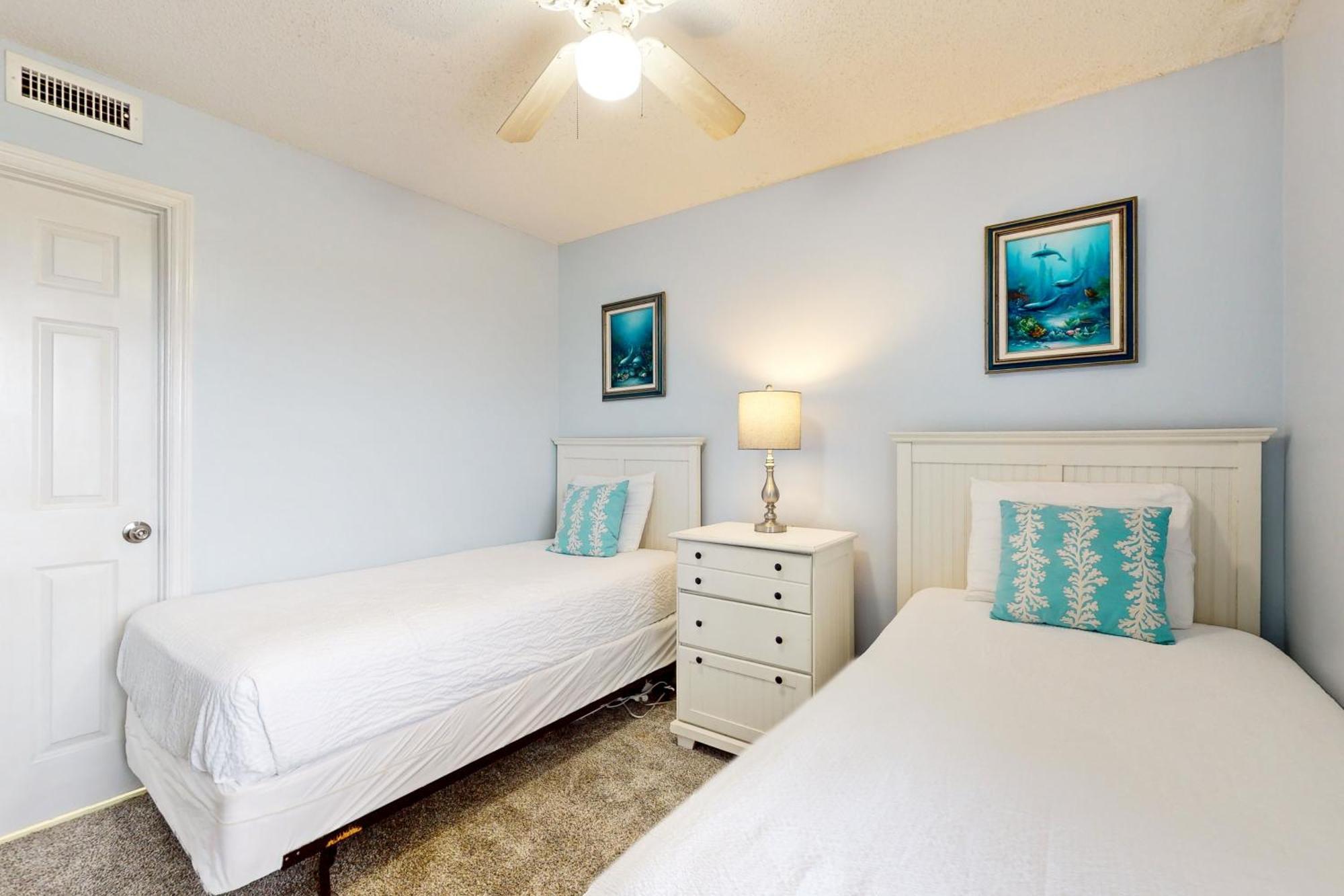 Pelican Beach Resort III Destin Bagian luar foto